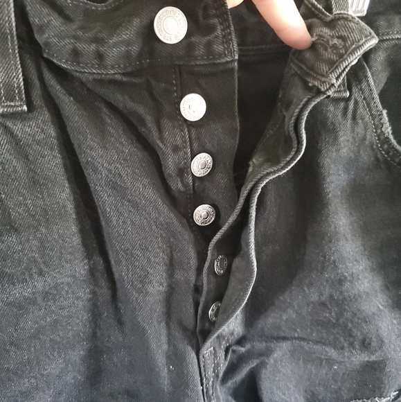 Levi's Black Jean Shorts Distressed Cut-Off Style. #MP - Picture 2 of 5